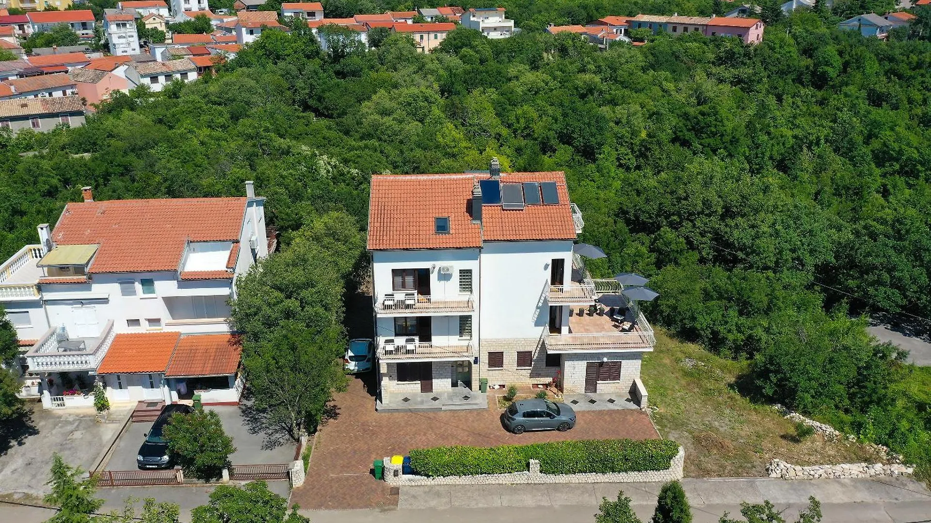 Apartments Kala Jadranovo