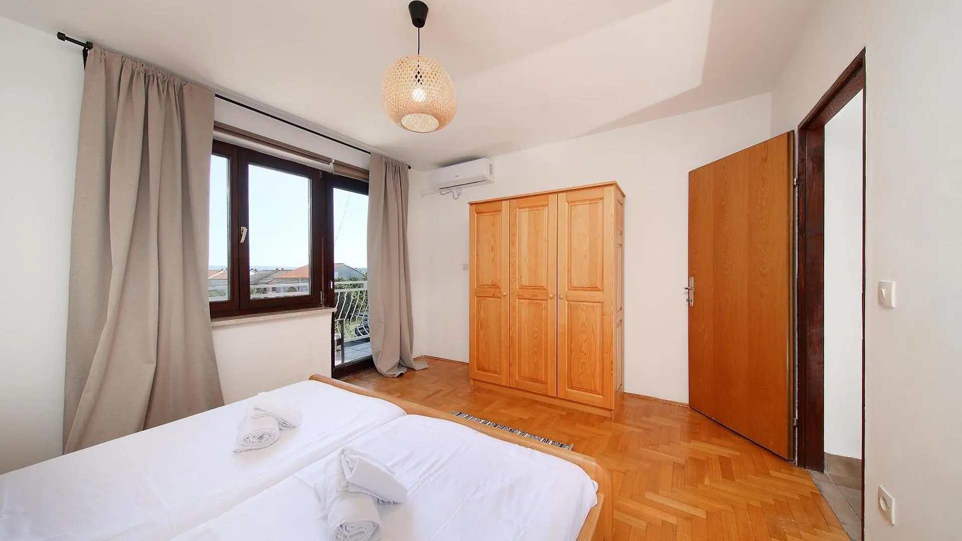 Apartments Kala Jadranovo