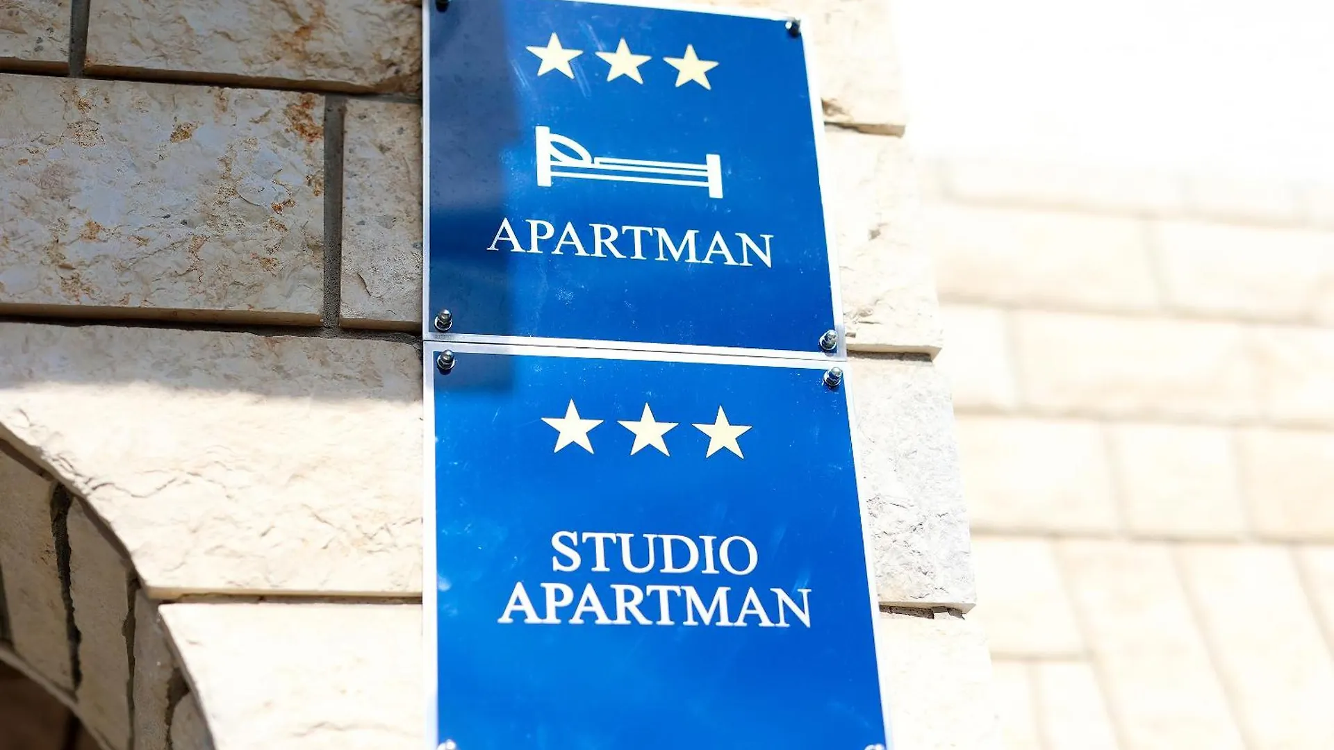 Apartments Kala Jadranovo 0*,  Croatia